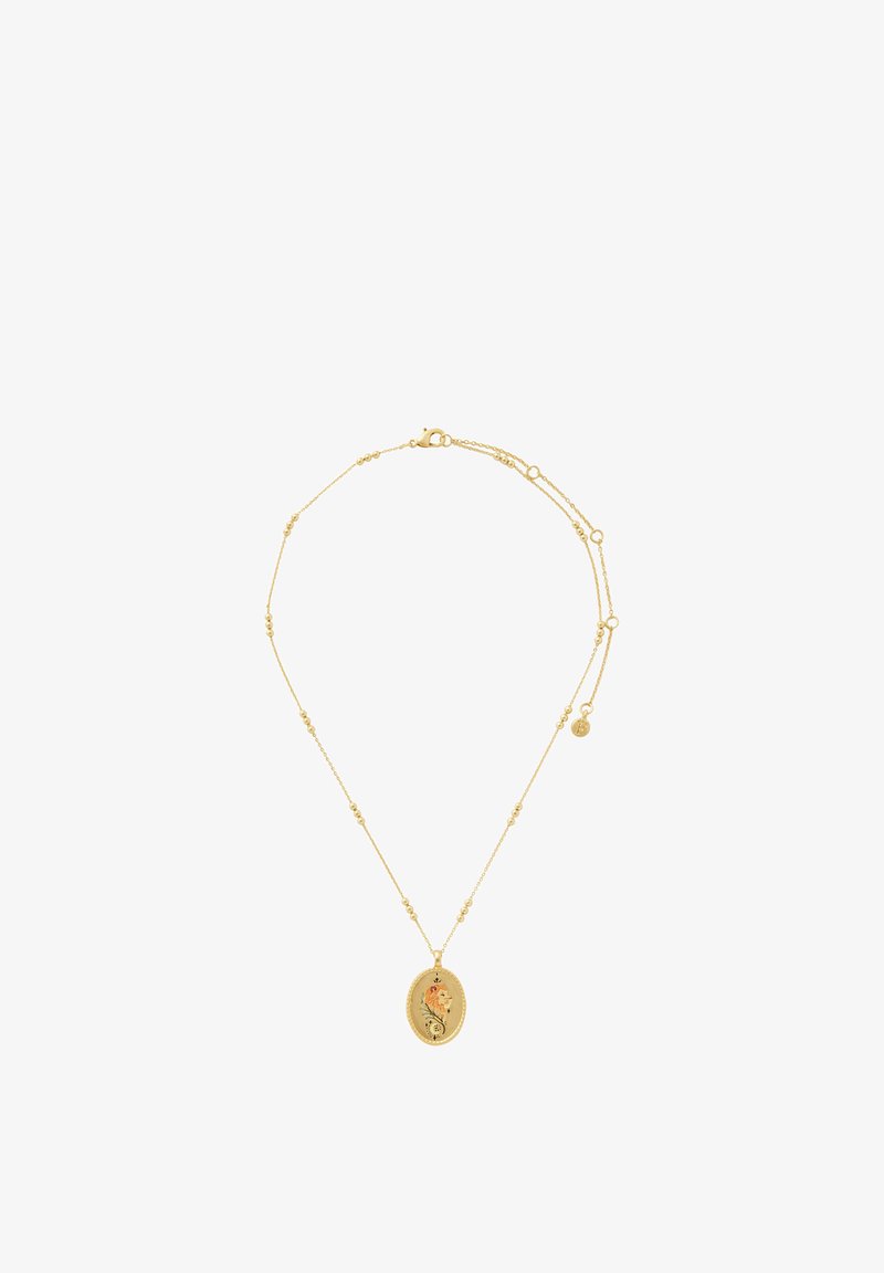 Collana con catena d'oro con piccole perline e un ciondolo ovale raffigurante un leone inciso e un motivo botanico.