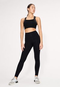 Röhnisch SHAPE HIGH WAIST - Leggings - black