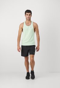 Nike Performance FAST SINGLET - Viršus - vapor green/silver