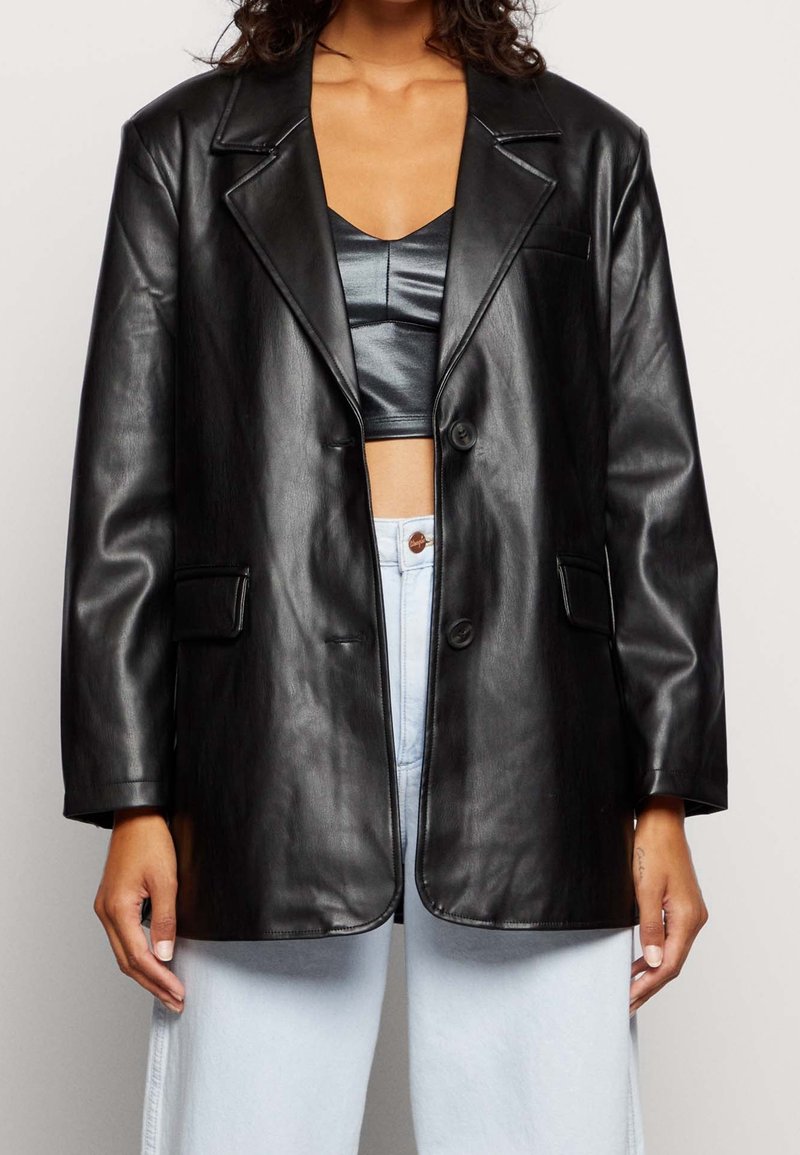 Vero Moda Pitkä takki - black