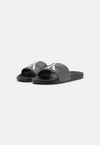 Calvin Klein Jeans SLIDE  - Chanclas de baño - black/bright white