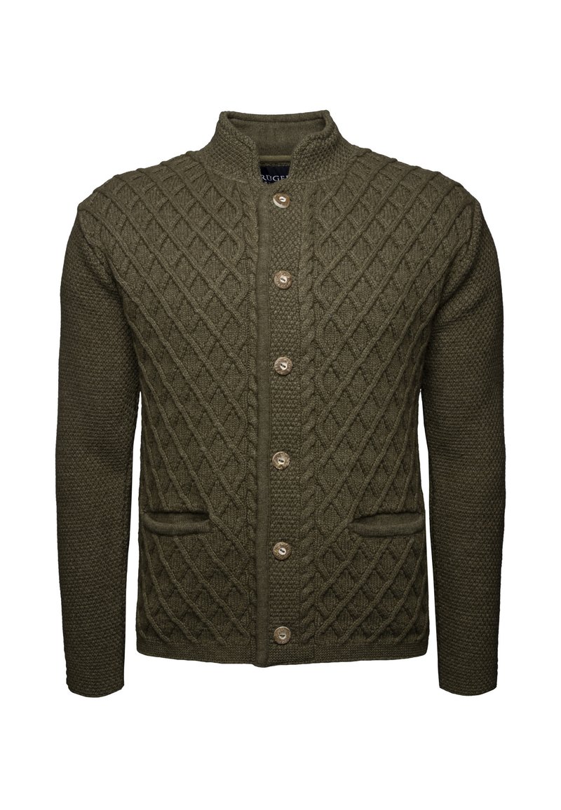 Olivgrön stickad cardigan med diamant- och strukturmönster, fem knappar och två framfickor; tyget verkar tjockt och varmt.
