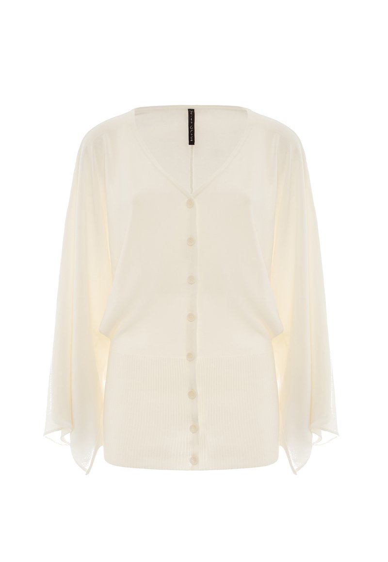 Cardigan de couleur crème en tissu léger, avec un col en V, une fermeture à boutons et des manches chauve-souris avec une texture côtelée à l'ourlet.
