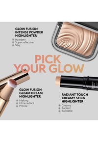 Pudder-, stift- og cremehighlightere med produktdetaljer og teksten "Vælg din glød" på en grå baggrund.