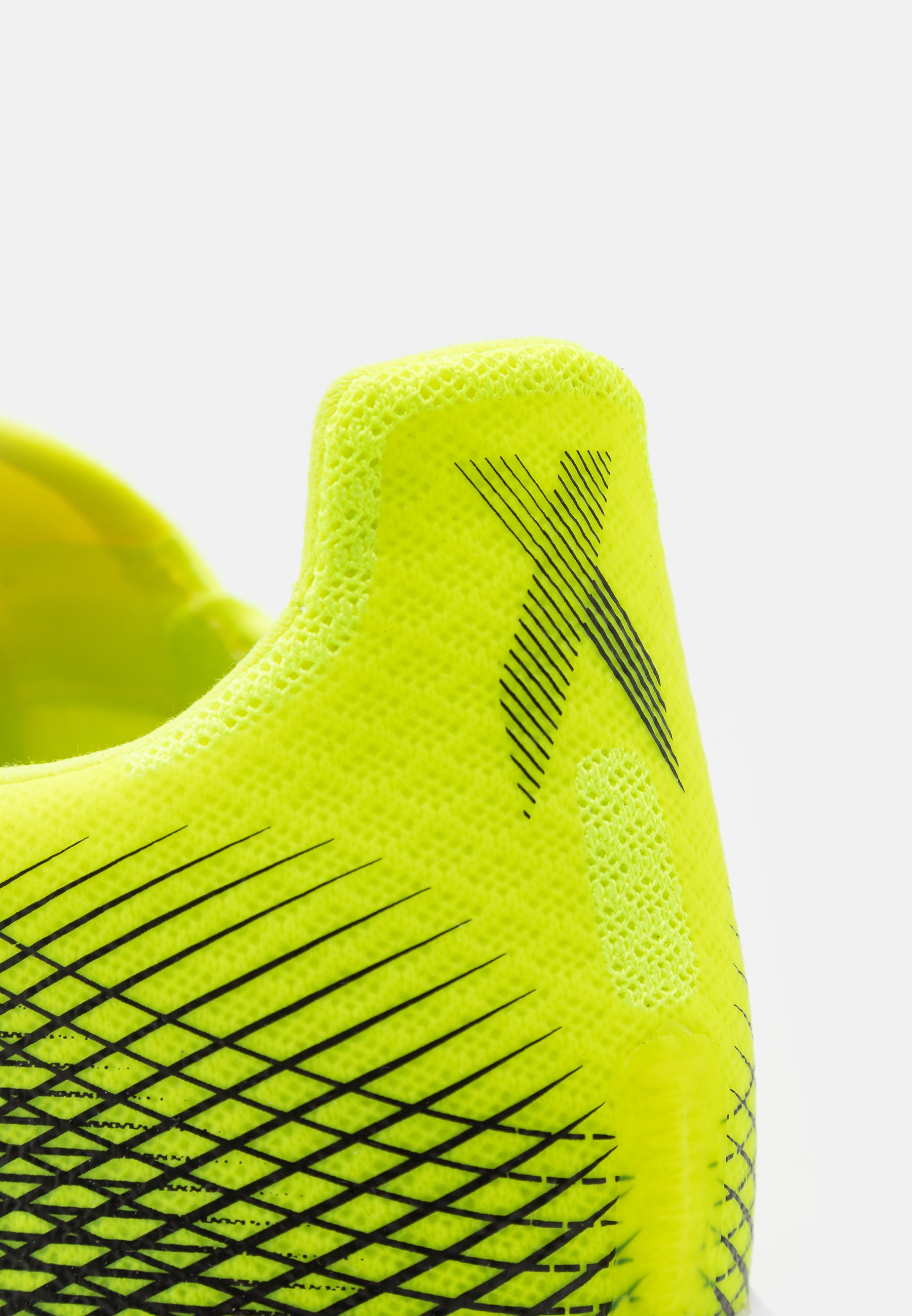 phantom venom academy mens astro turf trainers