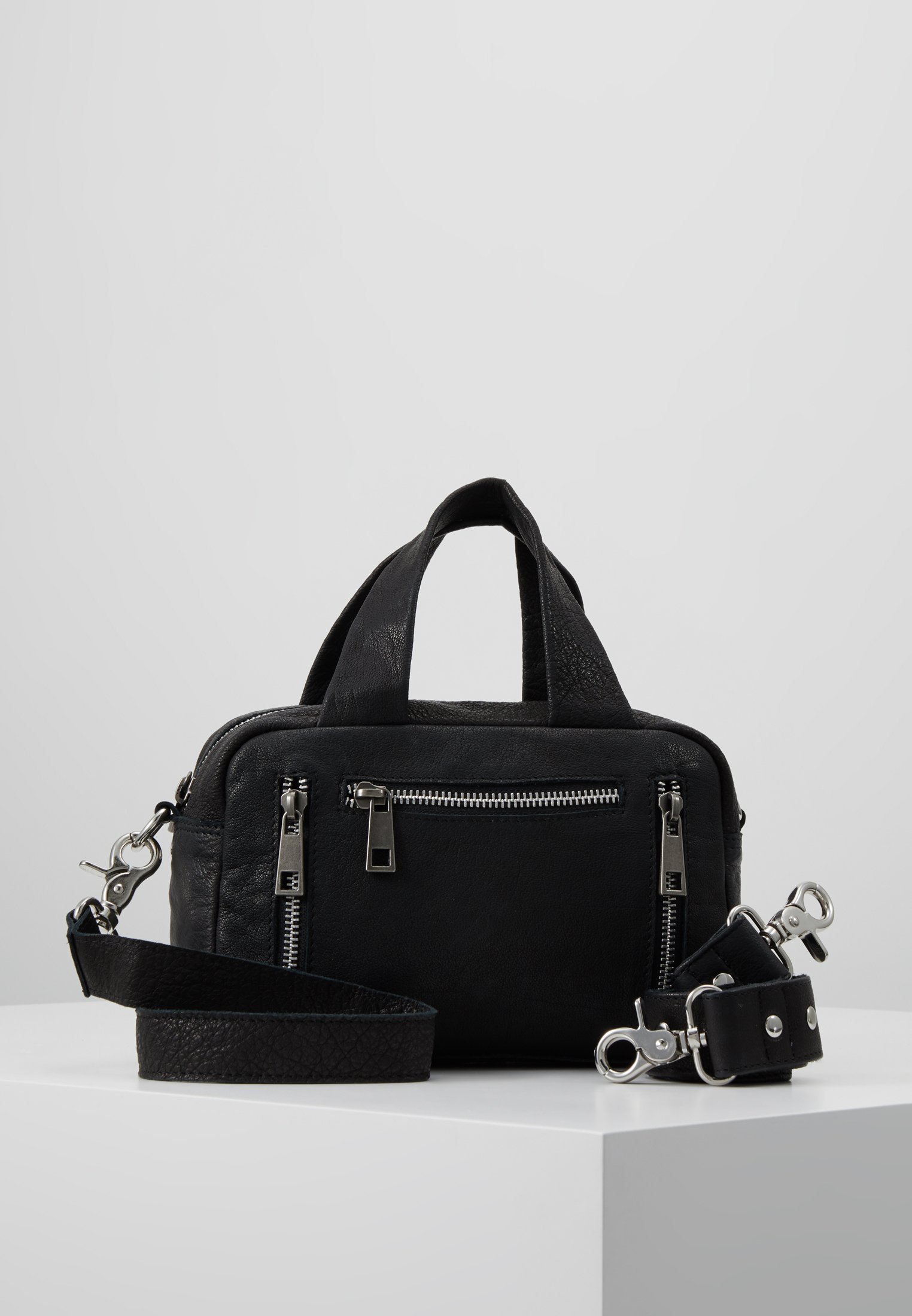 Núnoo MINI DONNA Håndveske black Zalando.no Núnoo MINI DONNA Skulderveske white Zalando.no