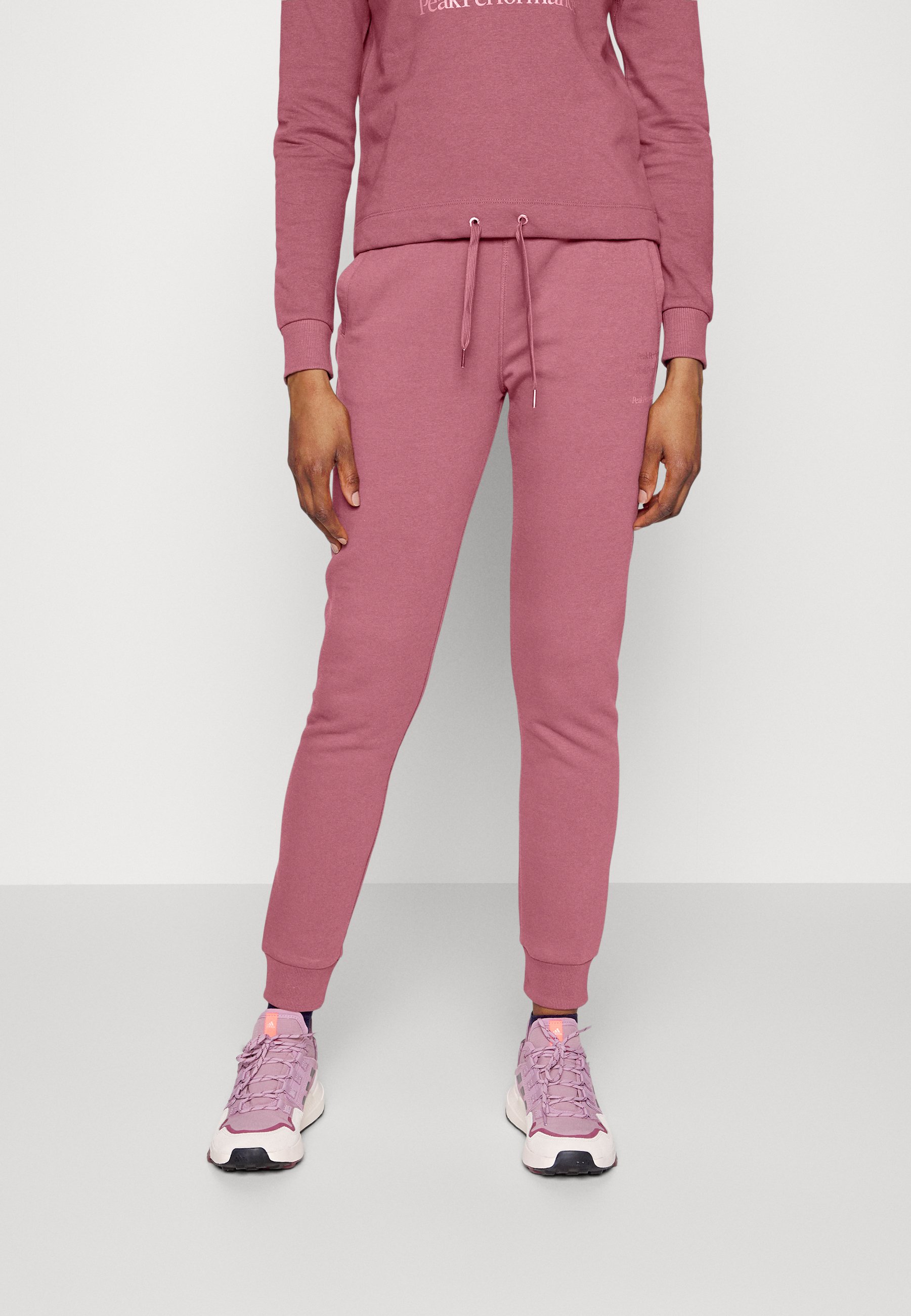 Peak performance tracksuit Clearance