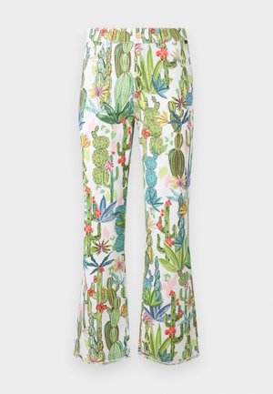 Pantalons évasés à motif cactus, avec un design vibrant en vert, rose et bleu sur un tissu blanc à texture lisse et une taille ajustée.