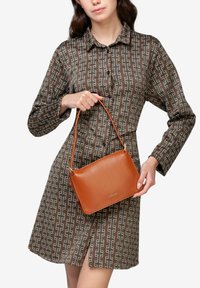 Miriade A SPALLA DALLAS - Borsa a mano - cuoio