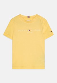 Unselected, citronella