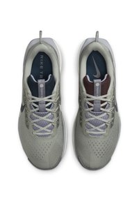 Nike Performance REACTX PEGASUS 5 - Trail running shoes - jade horizon/armory navy/cement grey/phantom/burgundy crush/bronzine
