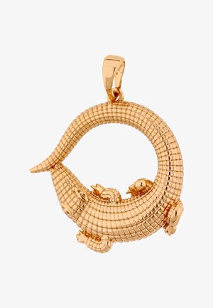 Arany krokodil medál, amely kör alakban tekeredve, részletes pikkelyes textúrával és lánchoz való hurokkal rendelkezik.