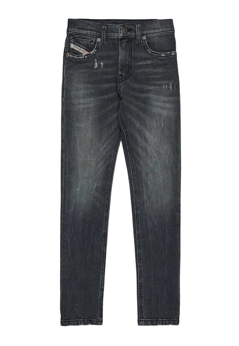 Tmavohnedé džínsy so slim fit strihom, s jemným poškodeniam, klasickým dizajnom s piatimi vreckami a zapínaním na gombíky.