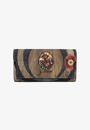Portafoglio con design di mappa vintage, che presenta una rosa dei venti e una sezione circolare della mappa, con un dettaglio di firma dorata sulla patta anteriore.