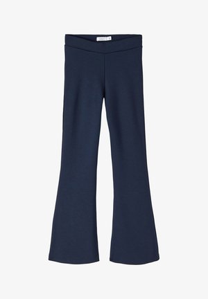 Granatowe spodnie o szerokich nogawkach z lekko rozszerzanym dołem i dopasowanym elastycznym paskiem, pokazane na płasko na białym tle.