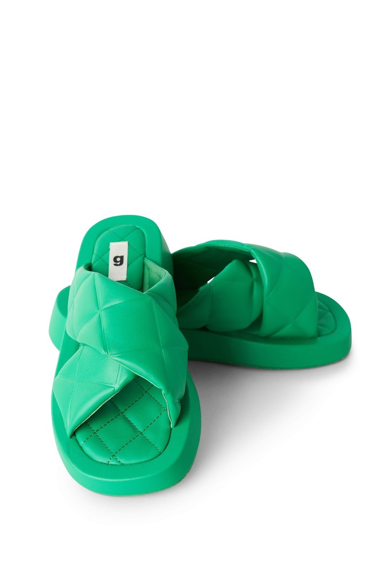 Gina Tricot PADDED - Sandalias planas - green/verde - Zalando.es