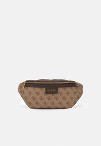 Brun mönstrad påse med en texturerad yta, prydd med en guldfärgad dragkedja och svart logotypdetalj. Kompakt, rundad form.