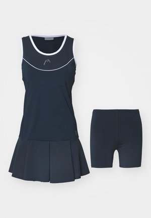 Marineblaues Sportkleid mit einem plissierten Rock, weißen Akzenten und passenden Shorts. Aus leichtem Stoff gefertigt, mit taillierter Passform und Rundhalsausschnitt.