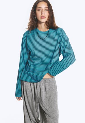 Weekday, DANYA BOXY - T-shirt à manches longues - blue/black