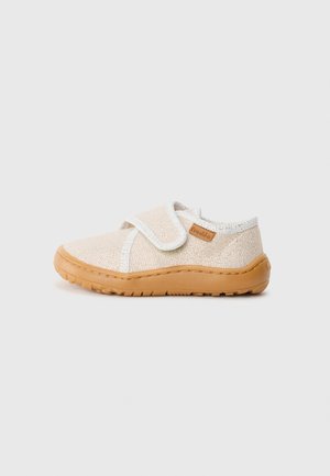 BAREFOOT SLIPPERS - Chaussons - gold-coloured