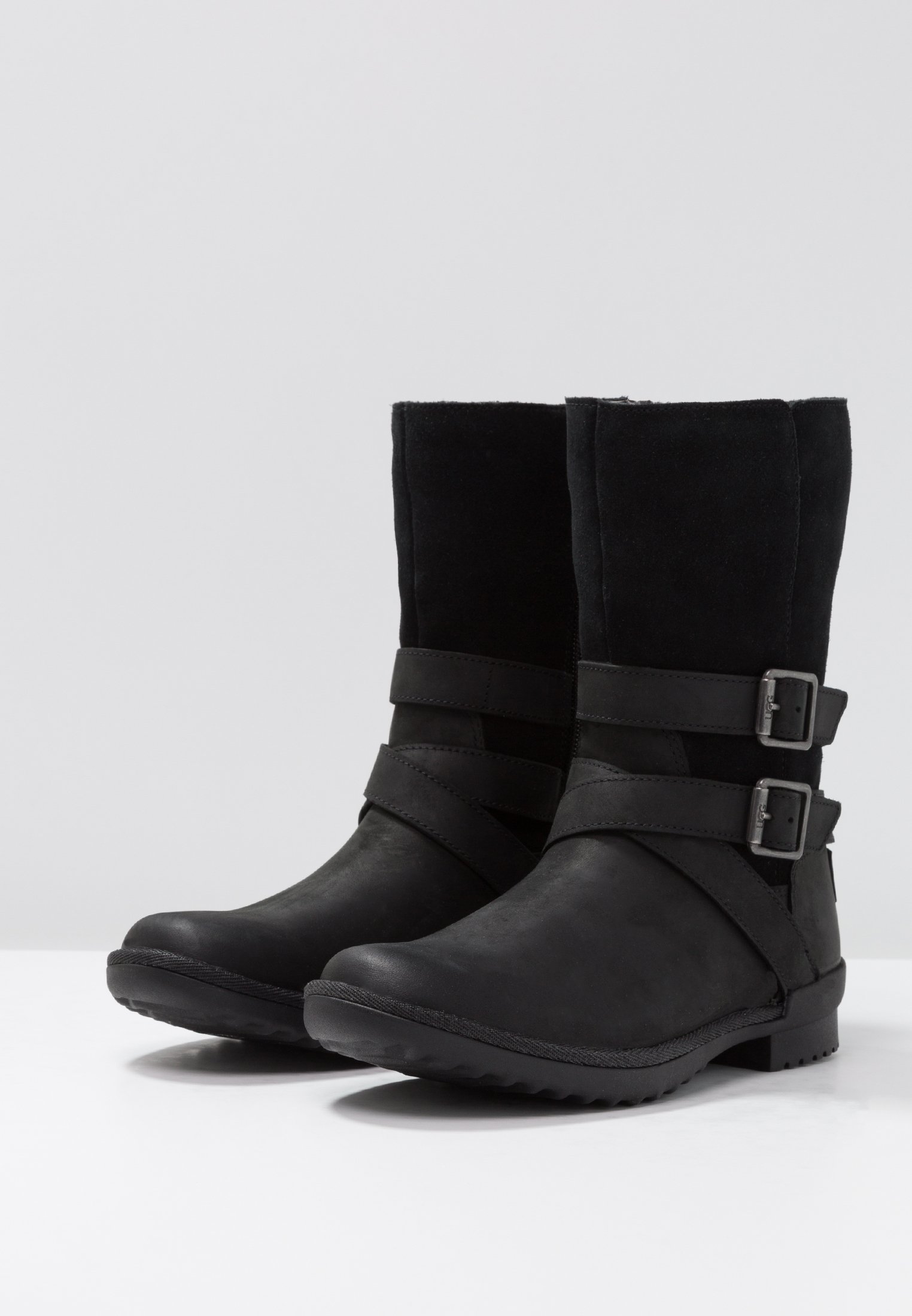 ugg lorna boot black