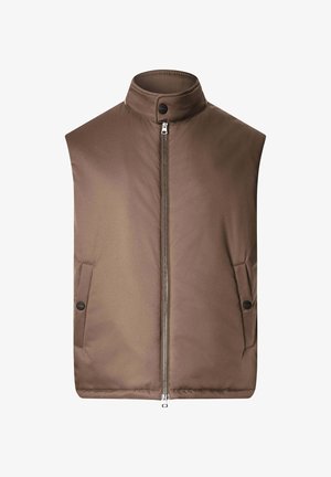 Bruine, mouwloze vest gemaakt van gladde stof, met een hoge kraag, een ritssluiting aan de voorkant en twee zijzakken met drukknoopsluitingen.