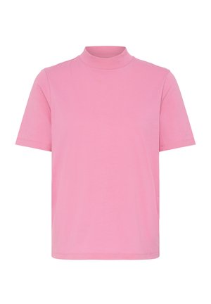 Lühikeste varrukatega t-särk heledas roosas puuvillas, varustatud poolkaeluse ja sirge lõikega, sileda tekstuuri ning ilma mustrite või kaunistusteta.