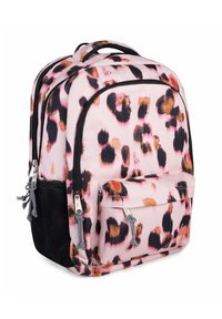 Vaaleanpunainen leopardi-printillä varustettu reppu, jossa on kaksi vetoketjullista lokeroa, etutasku ja sivuverkko-tasku. Kankaan materiaali mustilla yksityiskohdilla.