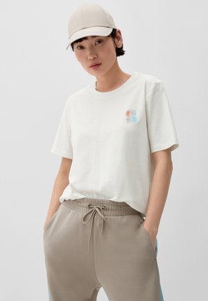 s.Oliver MIT GUMMIERTEM - T-shirt basic - ecru
