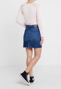 Tommy Hilfiger Áčková sukně - blue denim