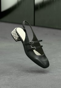 Unausgewählt, black comb