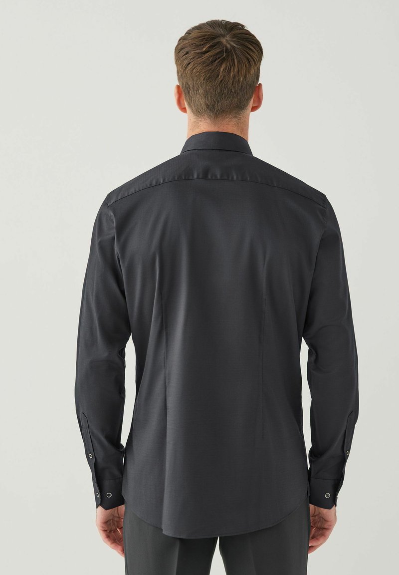 Next SLIM FIT - OCCASION SHIRT AND BOW TIE PACK SET - Shirt - black/gold/ black - Zalando