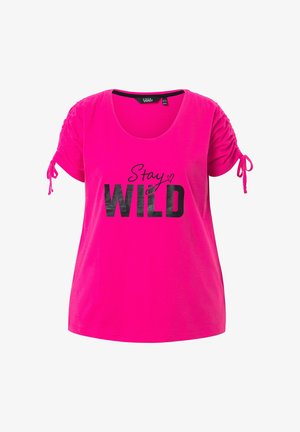 Ulla Popken, STAY WILD GATHERED GRAPHIC - T-Shirt print - magenta pink