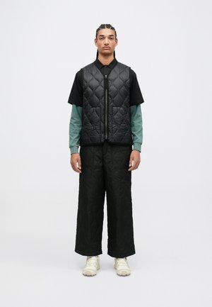 MILITARY V NECK ZIP VEST - Vest - black