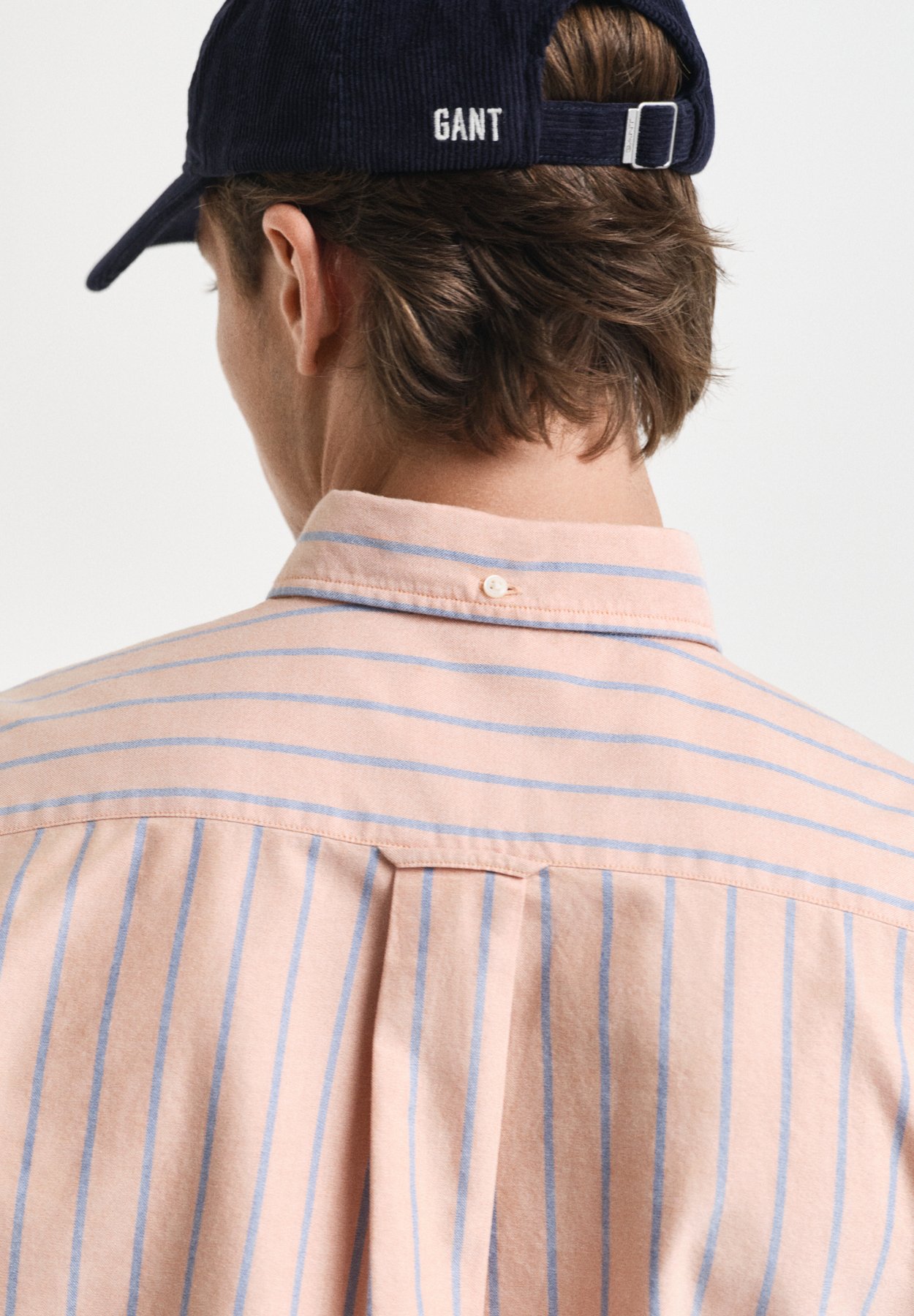 REGULAR FIT CLASSIC OXFORD-MIT STREIFEN