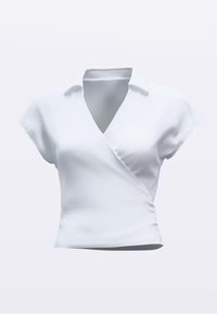 Haut cache-coeur blanc à manches courtes, en tissu lisse, avec un col à revers et une taille ajustée. Aucun motif ni accent présent.