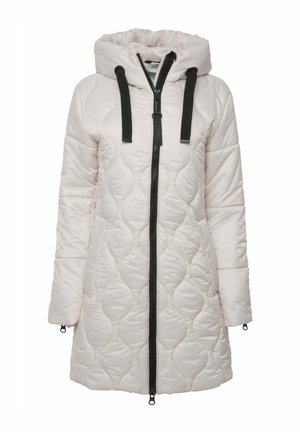 Veste matelassée rose clair avec capuche, fermeture éclair noire et cordons de serrage. Dispose de manches longues et d'une coupe mi-longue.