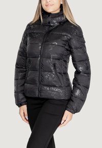 Drammen Abrigos Plumas Desigual Desigual PADDED DRAMMEN Chaqueta De  Invierno Black/negro