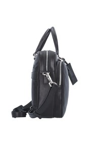 Borsa in pelle nera con un design strutturato, doppi zip, una tracolla removibile e manici superiori. Texture liscia con minimi dettagli.