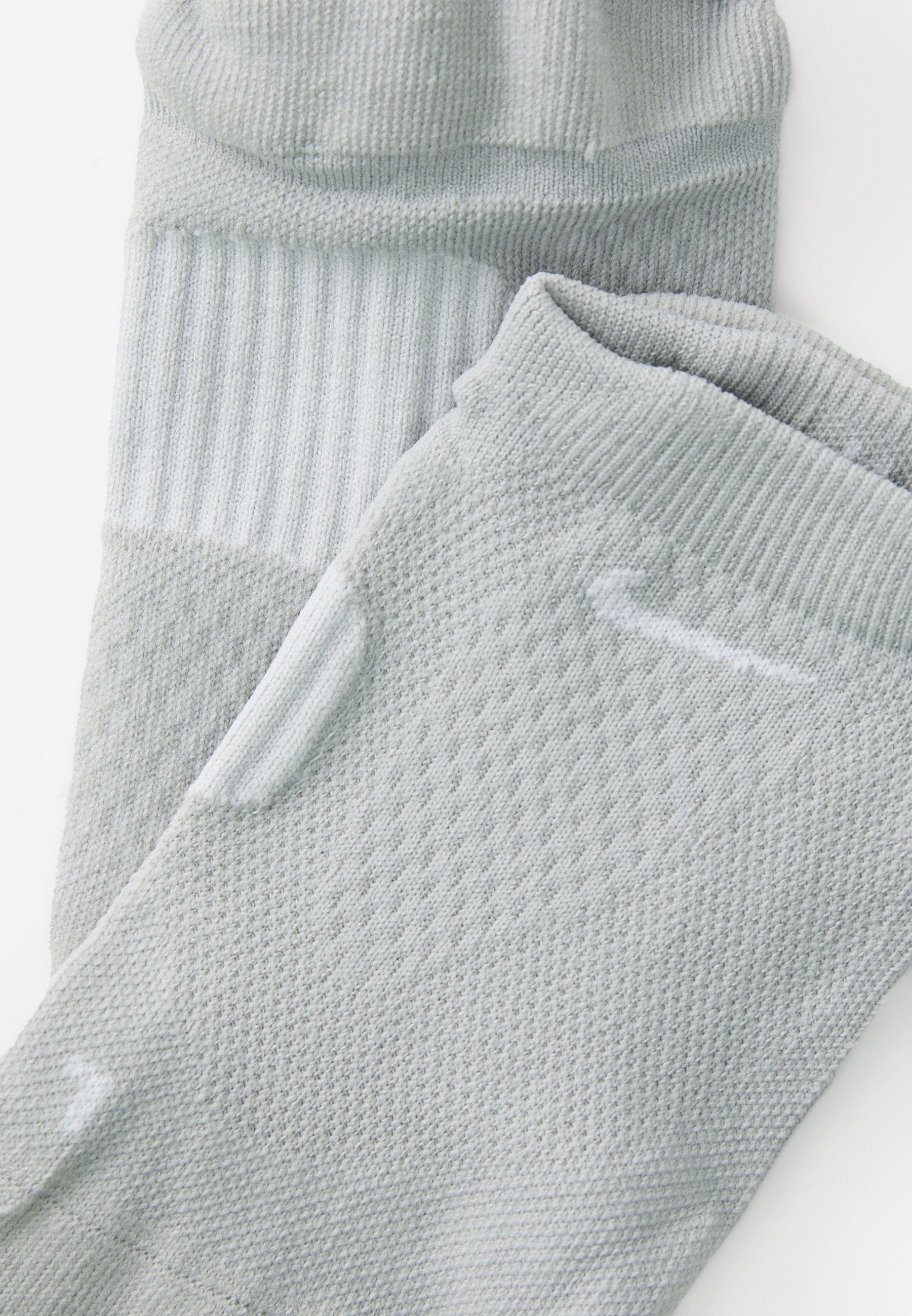 gray nike elite socks