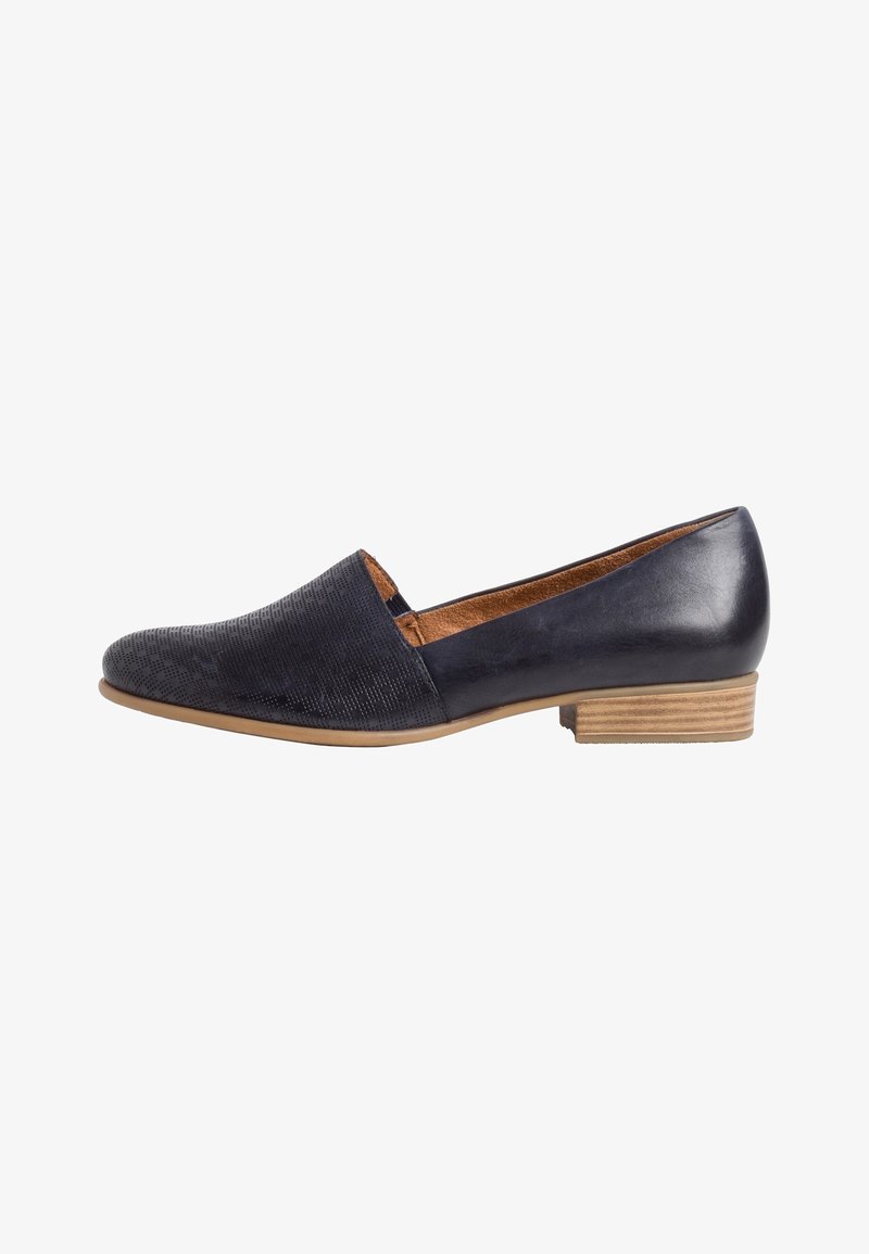 Chaussure à enfiler en cuir noir à petit talon, avec un devant texturé et un talon empilé en bois, présentée de profil droit sur fond blanc.