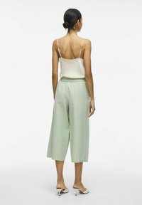 VILA VIPRISILLA CULOTTE - Hlače - silt green