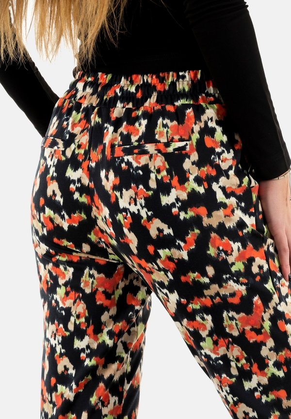 IHKATE - Trousers - noir3