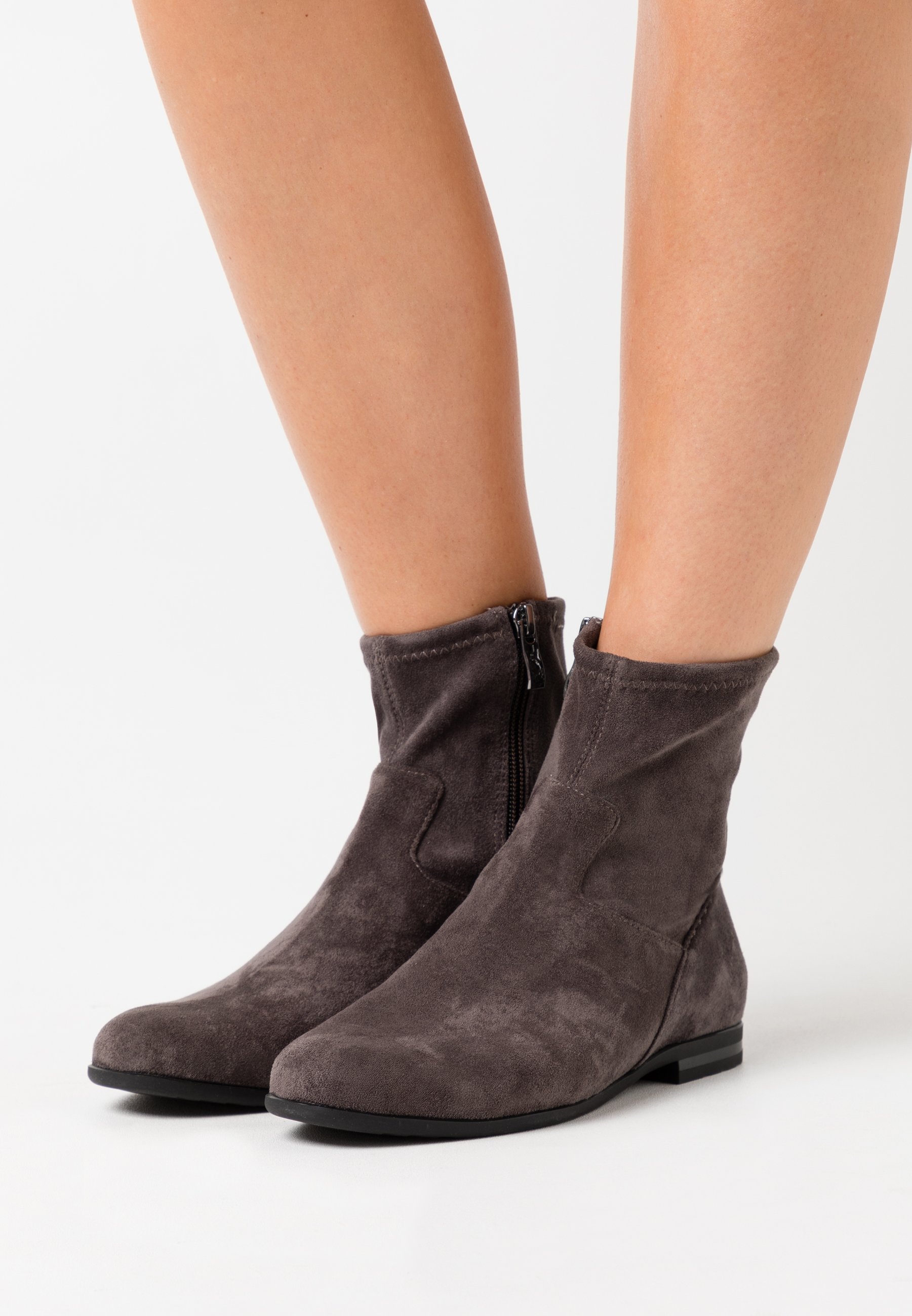 caprice grey boots