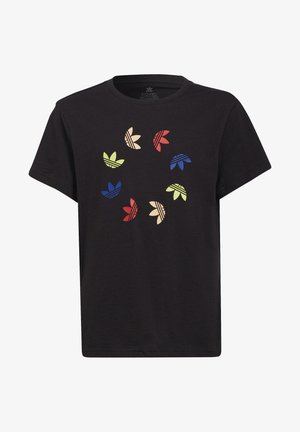 Schwarzes kurzärmeliges T-Shirt mit einem kreisförmigen Muster aus bunten Adidas-Trefoil-Logos in Rot, Blau, Grün und Beige auf der Vorderseite.