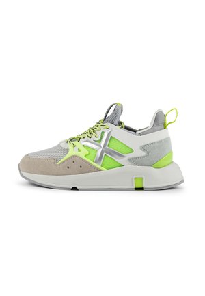 CLICK - Baskets basses - green