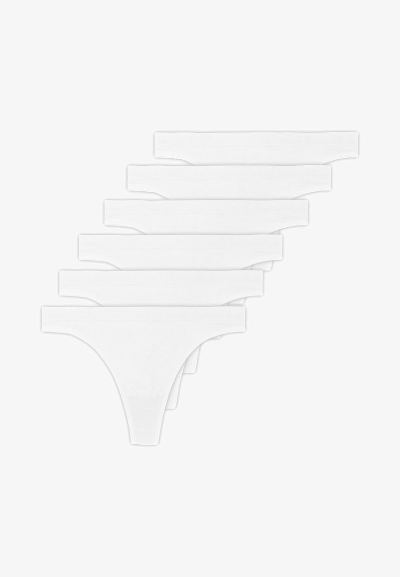 Sechs weiße Baumwoll-Thongs mit nahtlosen Seiten und minimalistischem Design, ausgestattet mit einem weichen elastischen Bund und glatter Textur.
