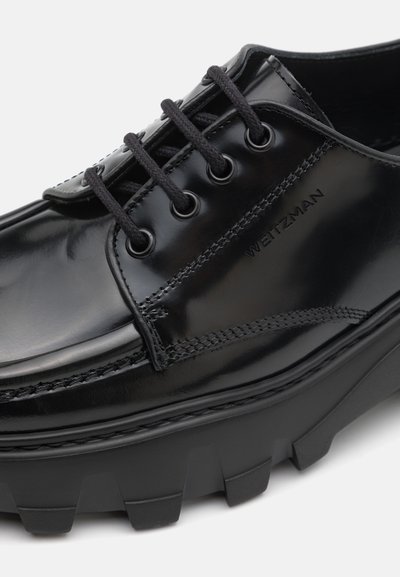 Stuart Weitzman ALLAN - Lace-ups - black