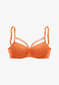 Unselected, clementine