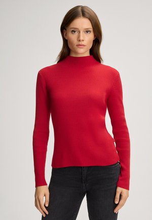 - Sweter